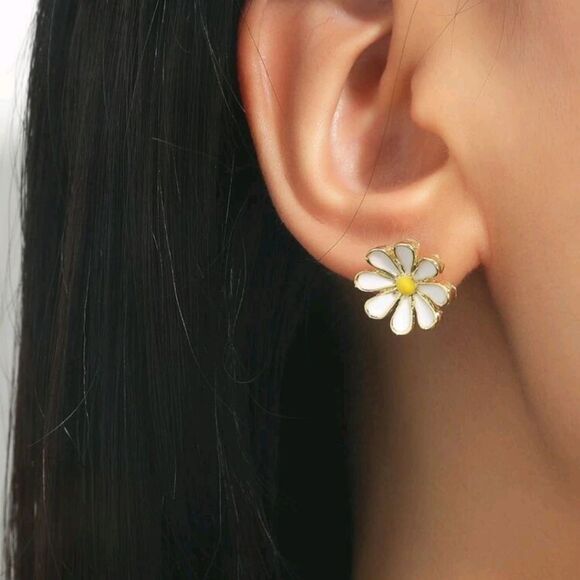 Daisy Stud Earrings  - Picture 5 of 7